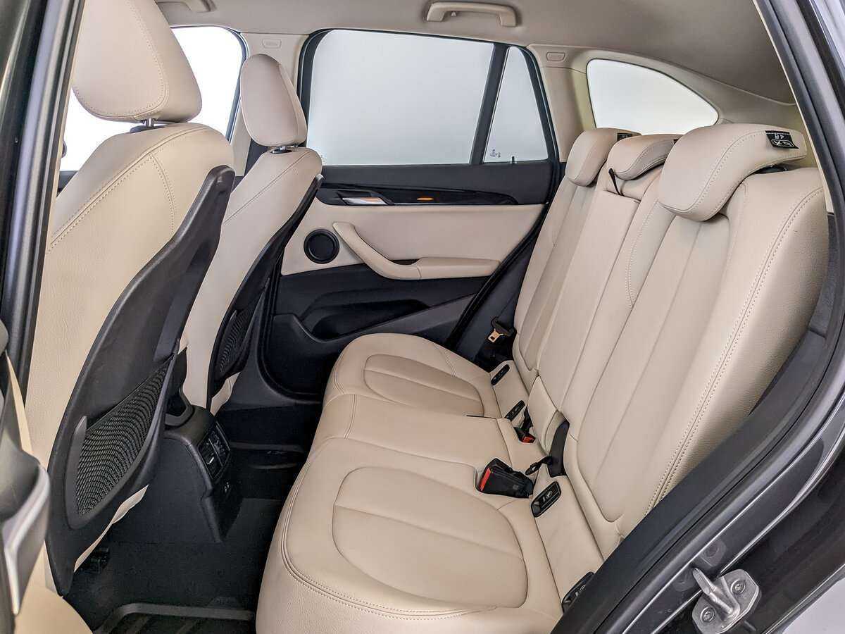 BMW X1 2021 года с пробегом. Фото: #9