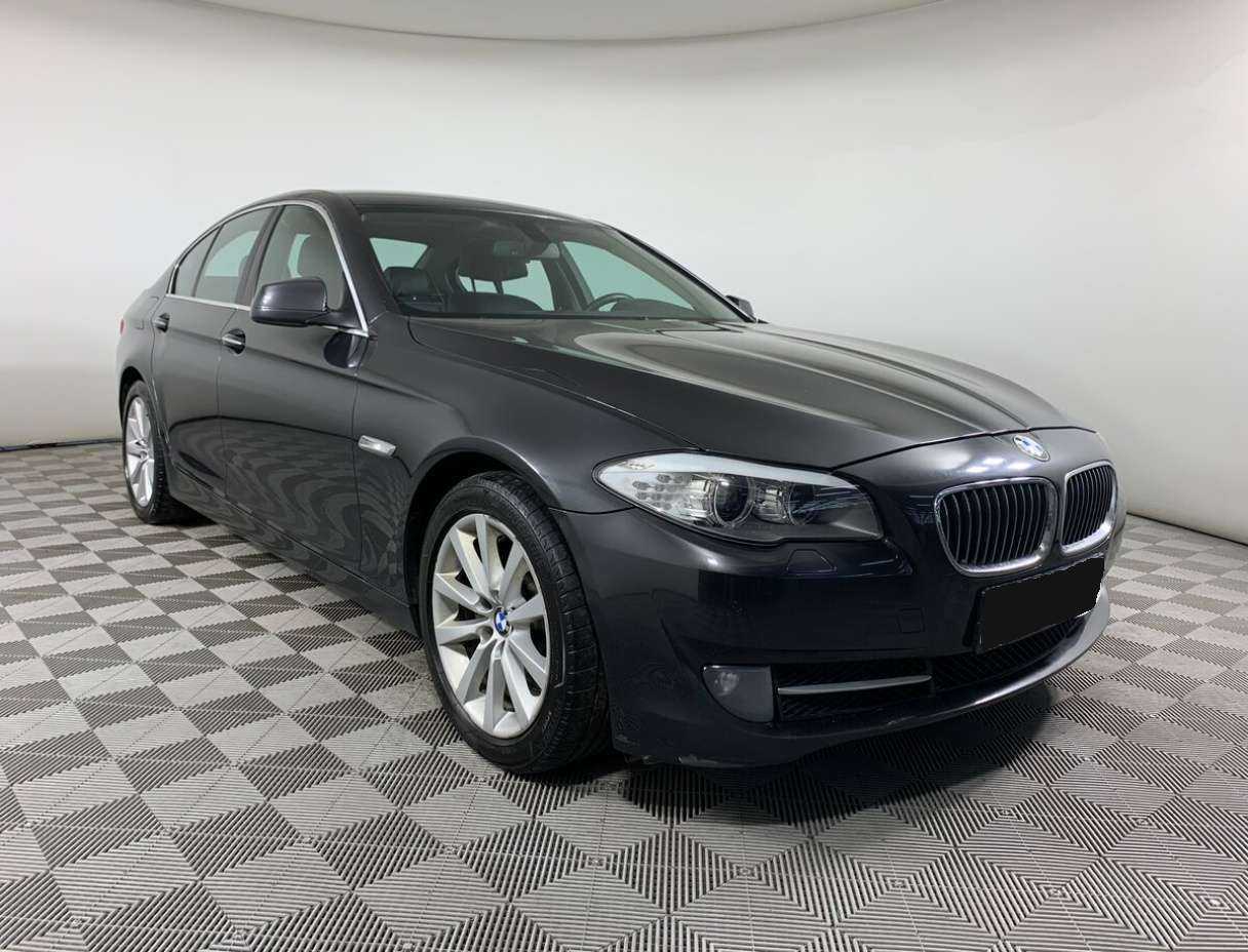 BMW 5 серии 2012 года с пробегом. Фото: #2