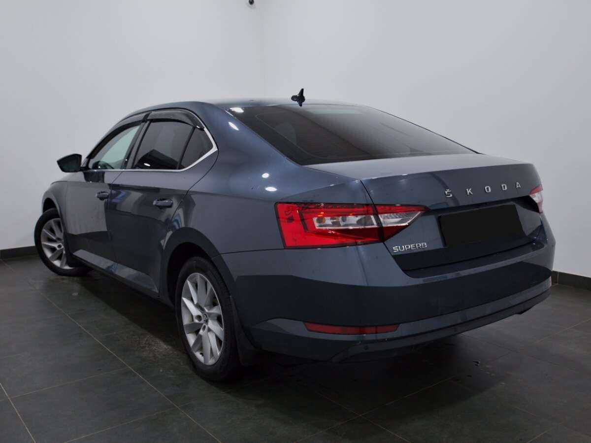 Skoda Superb 2021 года с пробегом. Фото: #3