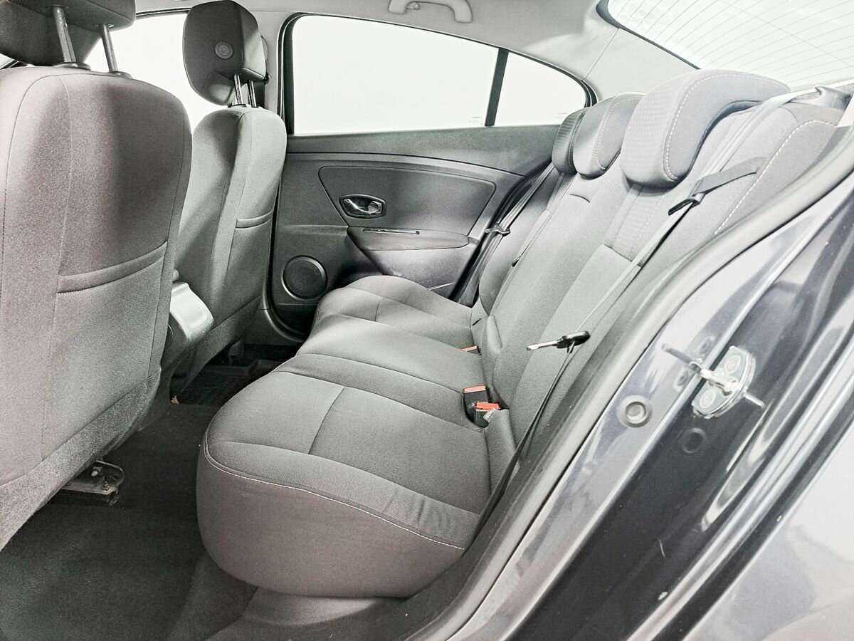 Renault Fluence 2012 года с пробегом. Фото: #9