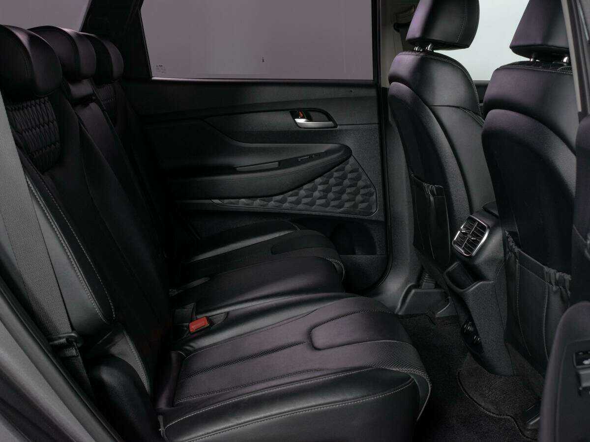 Hyundai Santa Fe 2019 года с пробегом. Фото: #8