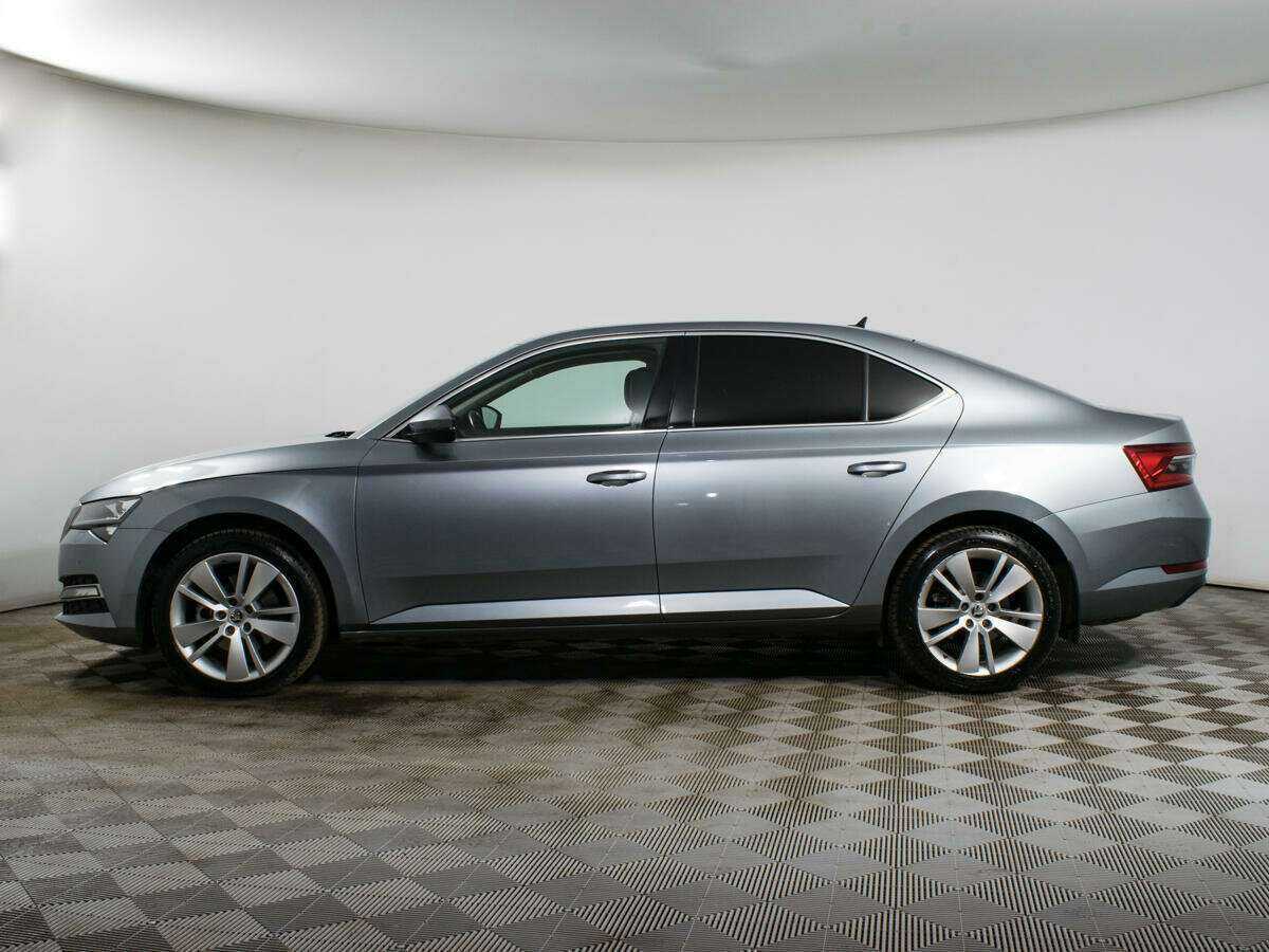 Skoda Superb 2019 года с пробегом. Фото: #6