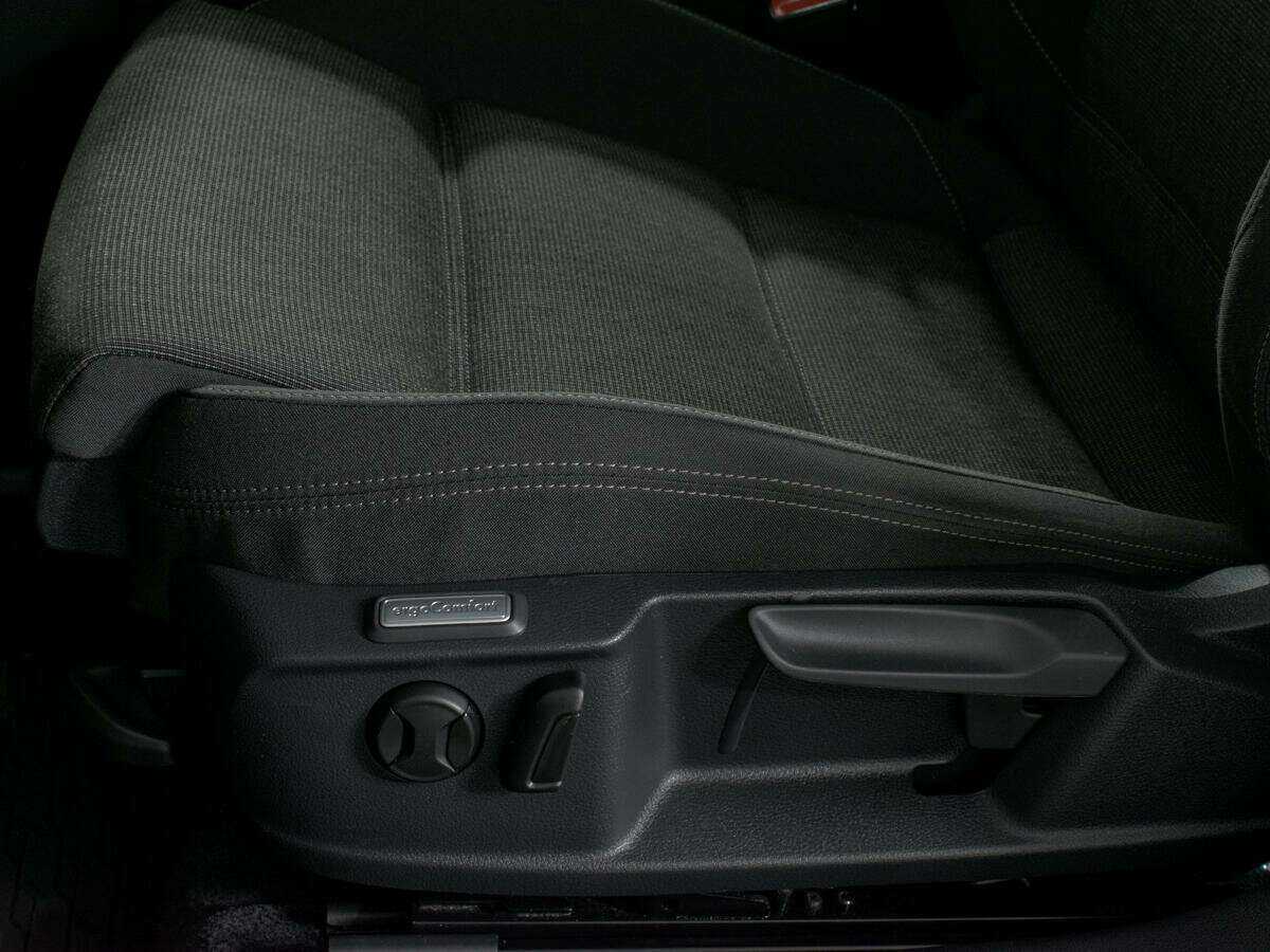 Volkswagen Passat 2017 года с пробегом. Фото: #14