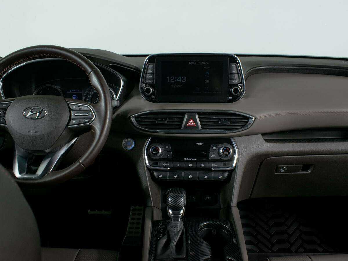 Hyundai Santa Fe 2018 года с пробегом. Фото: #10