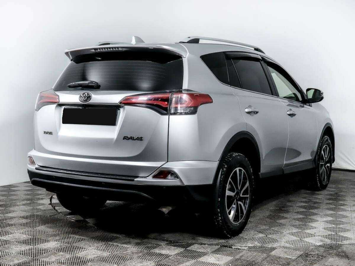 Toyota RAV4 2016 года с пробегом. Фото: #3