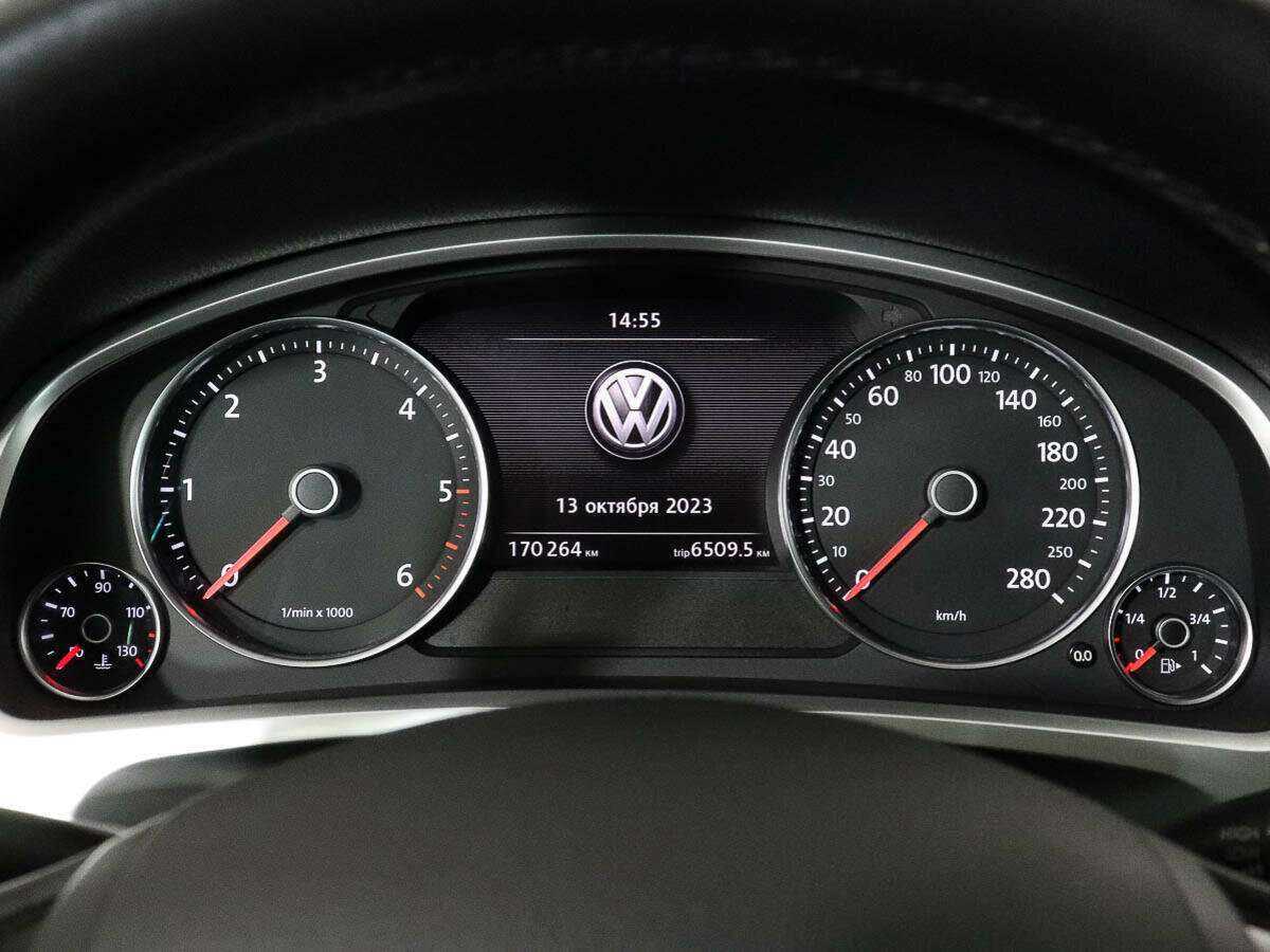 Volkswagen Touareg 2016 года с пробегом. Фото: #7