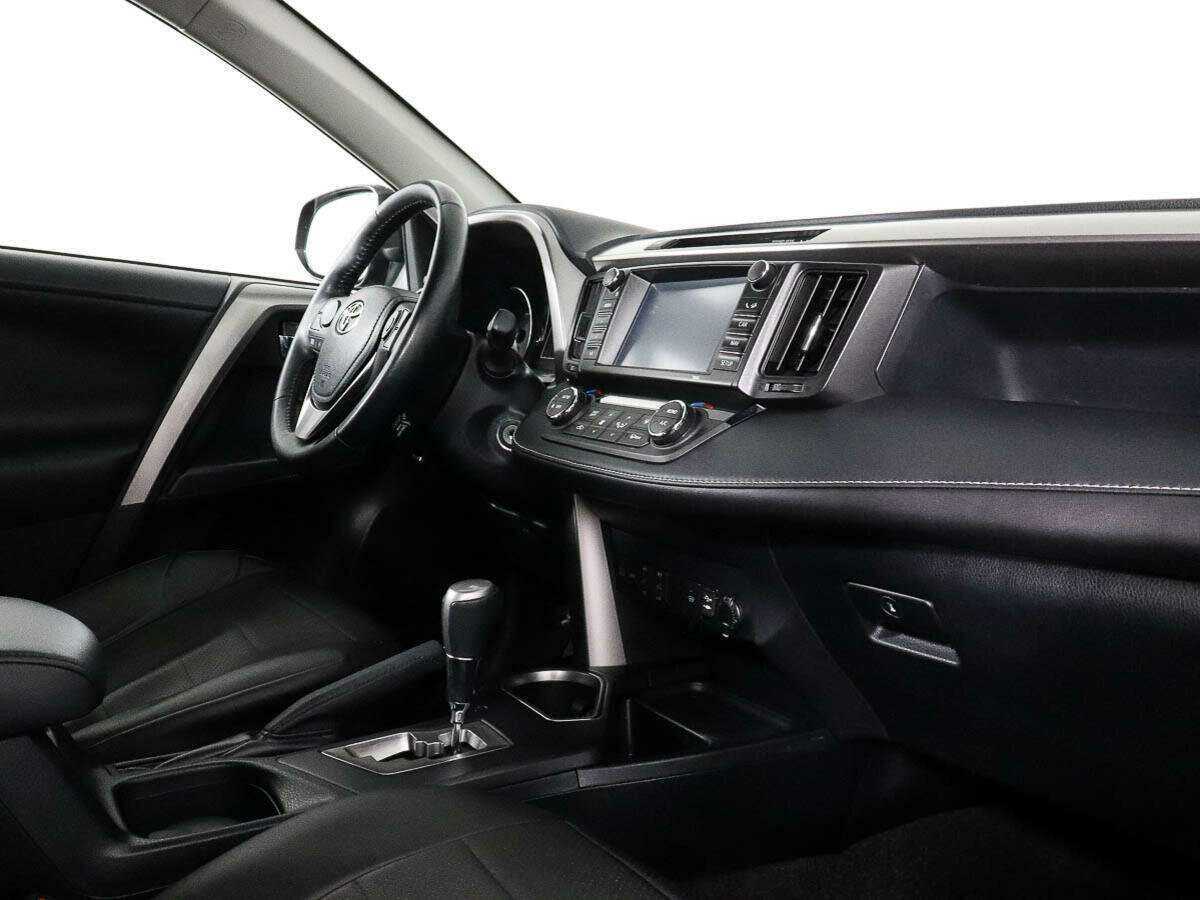 Toyota RAV4 2016 года с пробегом. Фото: #6