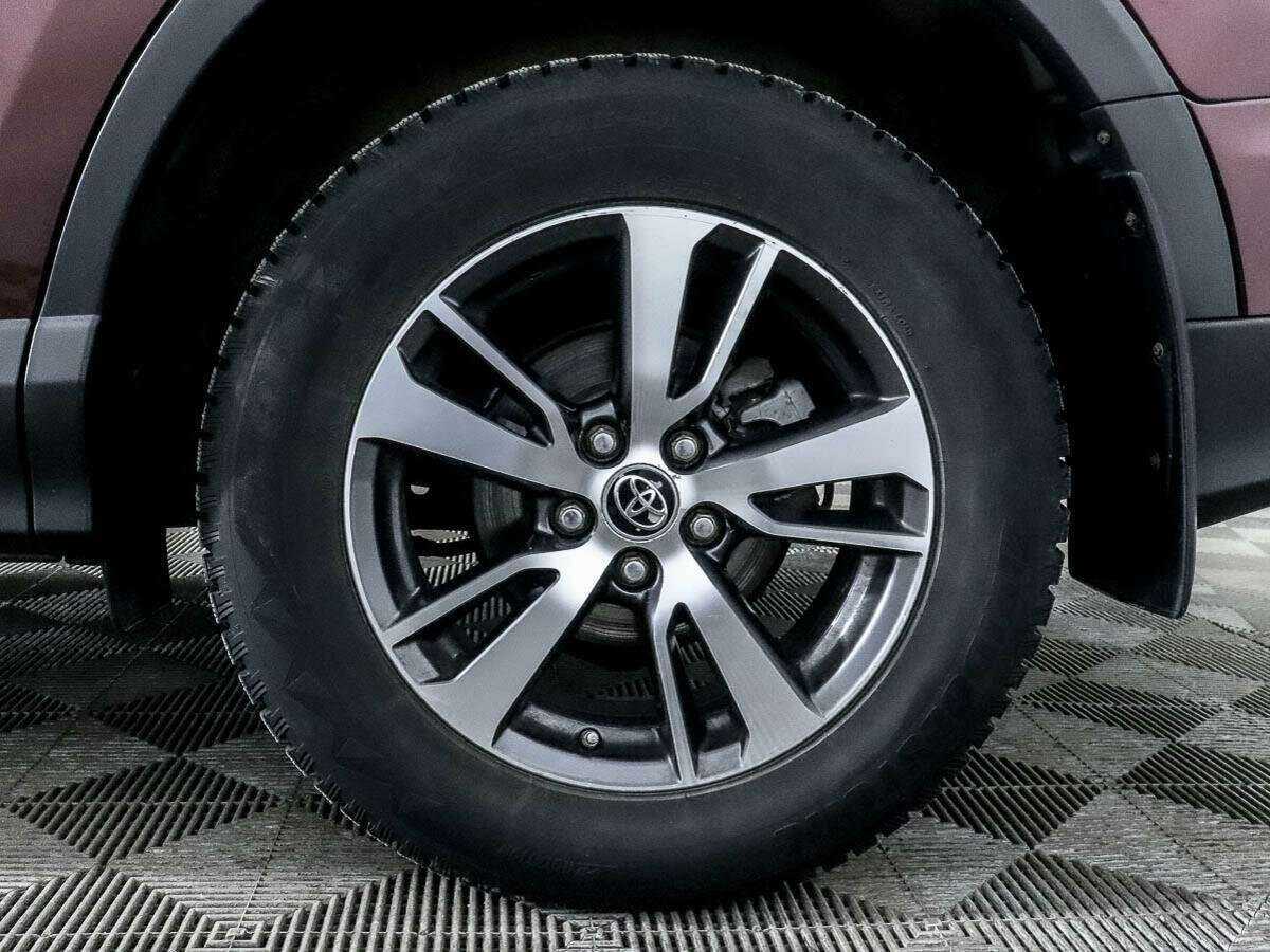 Toyota RAV4 2016 года с пробегом. Фото: #13