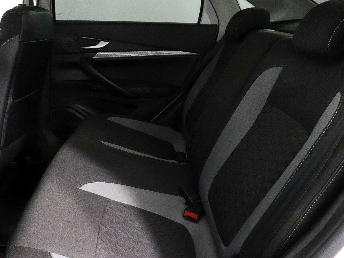 Lada (ВАЗ) Vesta 2023 года с пробегом. Фото: #6