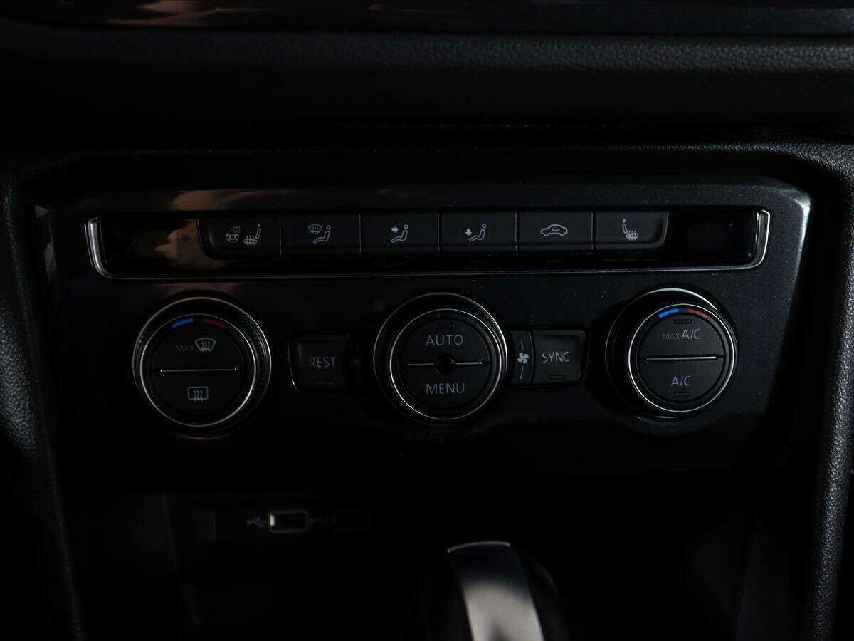 Volkswagen Tiguan 2020 года с пробегом. Фото: #18