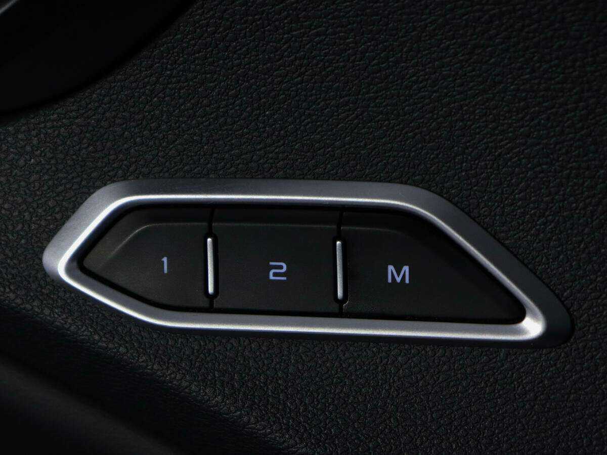 Geely Tugella 2021 года с пробегом. Фото: #18