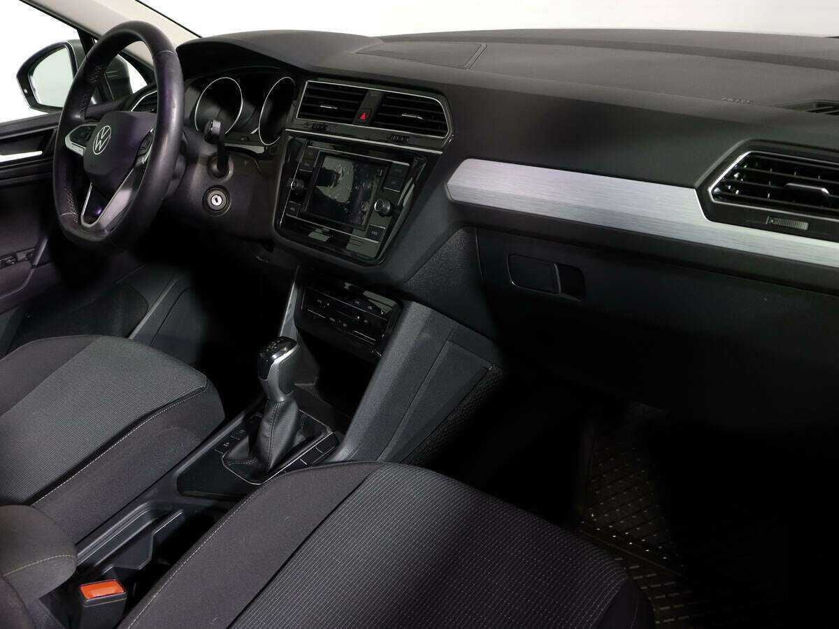 Volkswagen Tiguan 2021 года с пробегом. Фото: #7