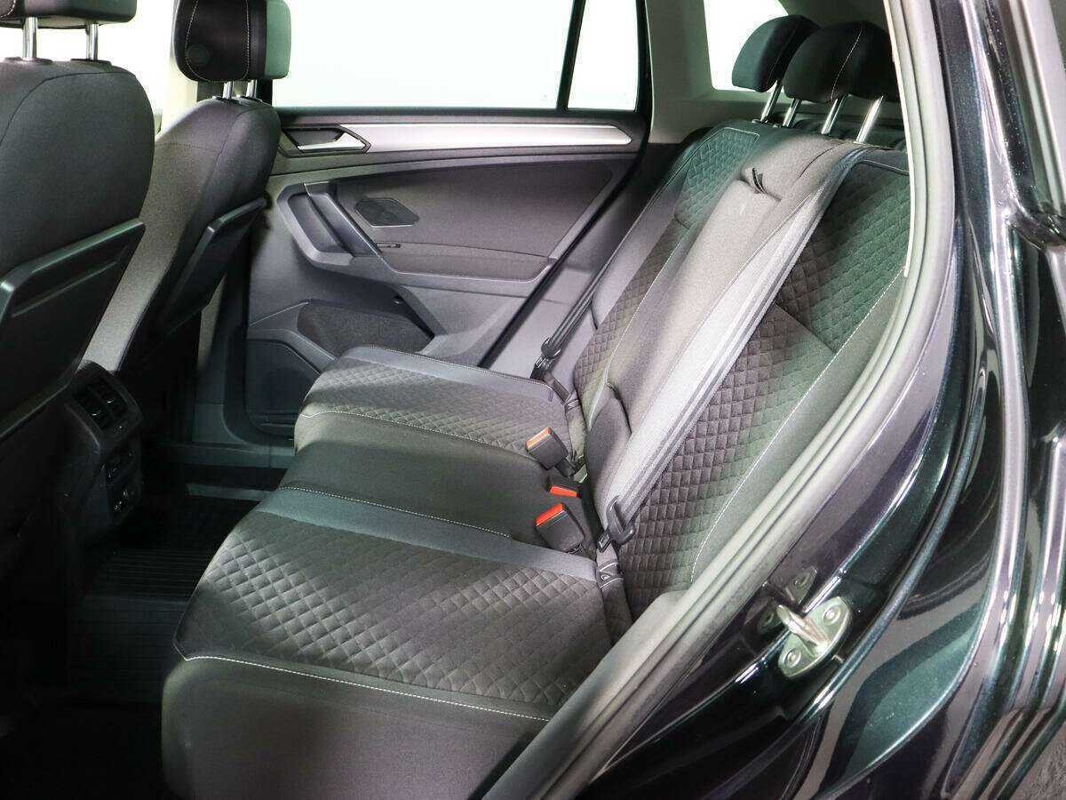 Volkswagen Tiguan 2018 года с пробегом. Фото: #7