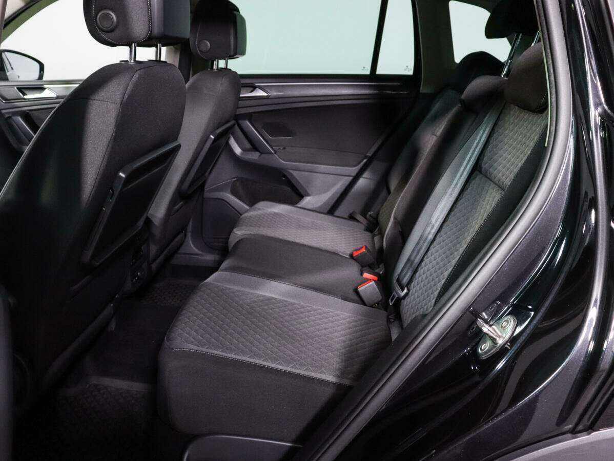 Volkswagen Tiguan 2018 года с пробегом. Фото: #7
