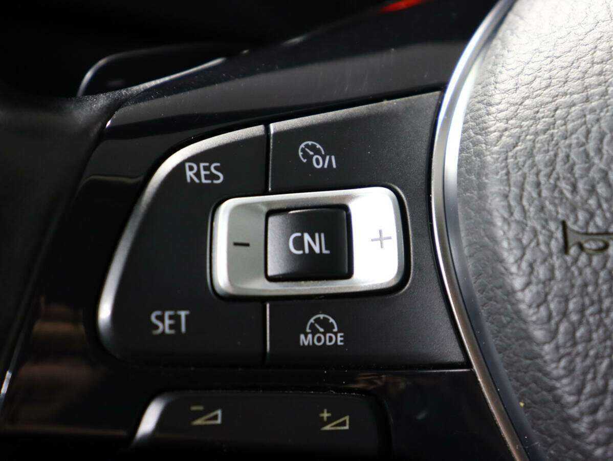 Volkswagen Tiguan 2018 года с пробегом. Фото: #17