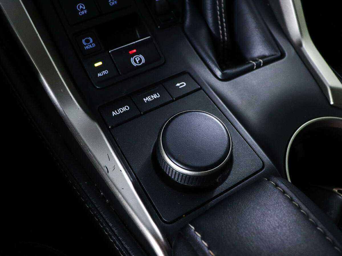 Lexus NX 2017 года с пробегом. Фото: #15