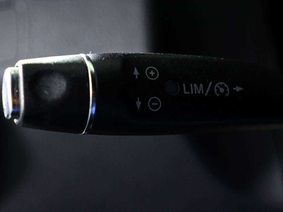 Mercedes-Benz E-Класс 2015 года с пробегом. Фото: #17