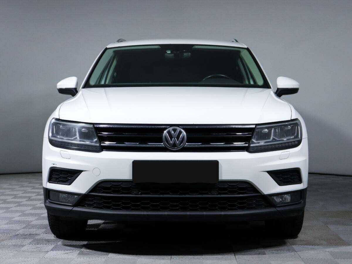 Volkswagen Tiguan 2018 года с пробегом. Фото: #1