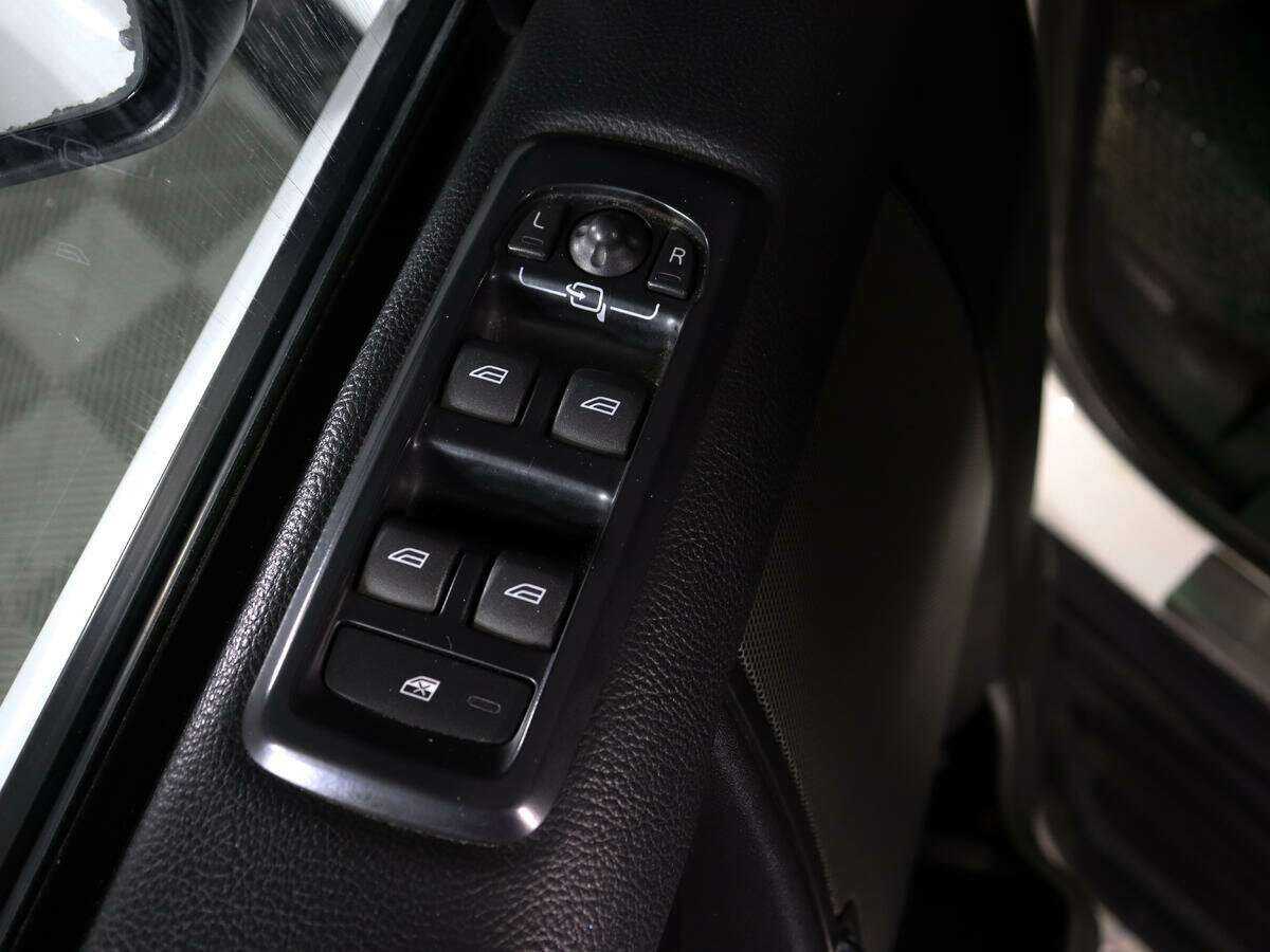 Land Rover Discovery 2013 года с пробегом. Фото: #16