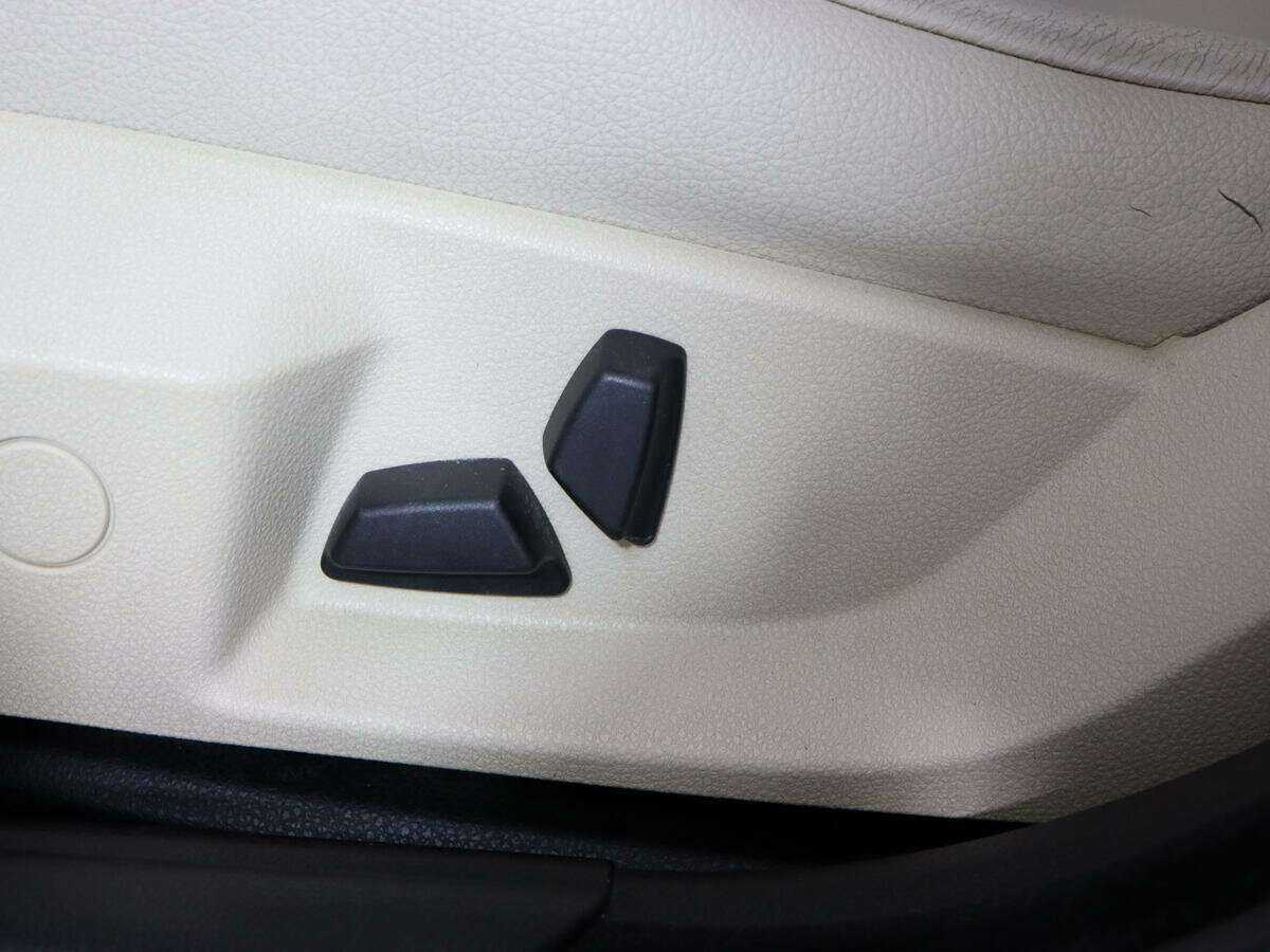 BMW 5 серии 2012 года с пробегом. Фото: #11