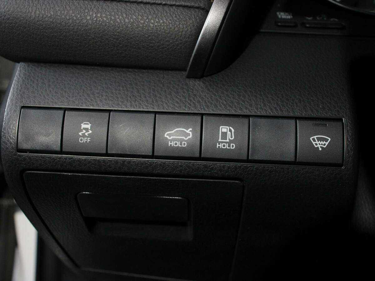 Toyota Camry 2020 года с пробегом. Фото: #18