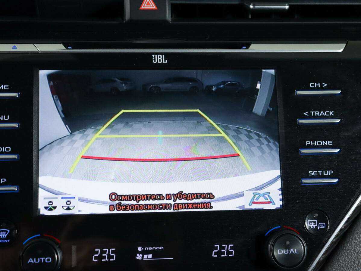 Toyota Camry 2018 года с пробегом. Фото: #15