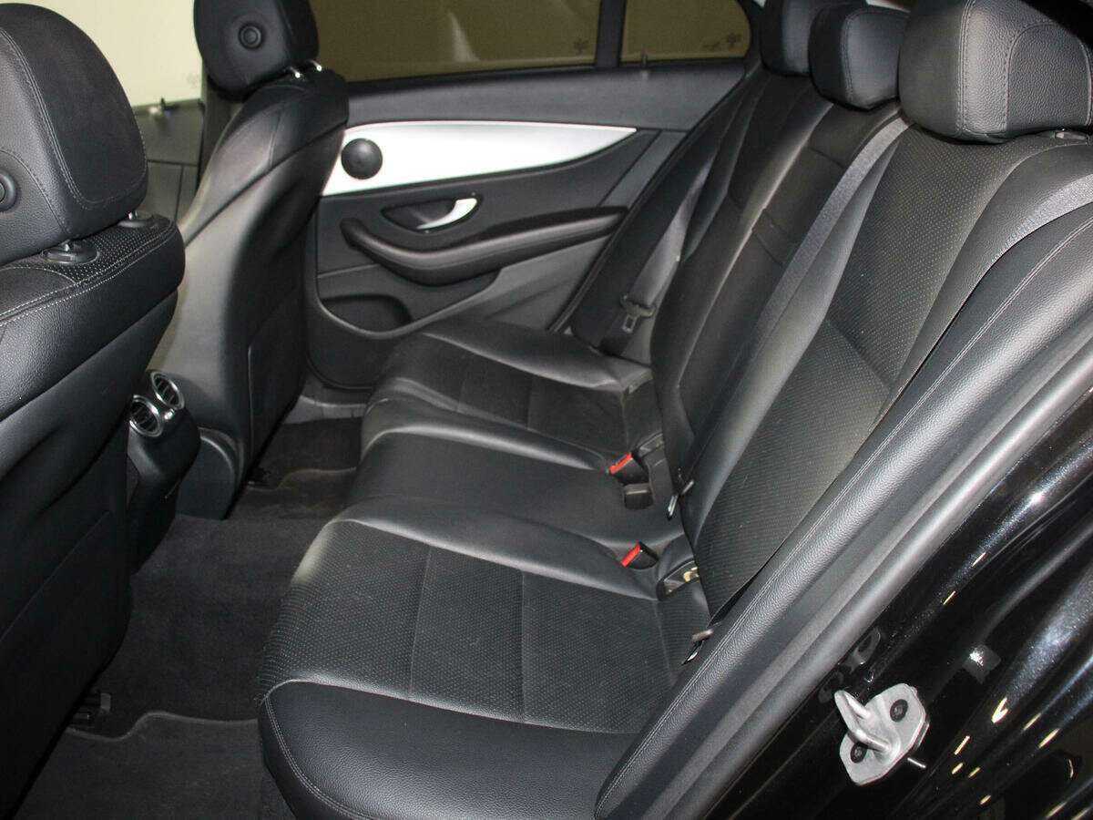 Mercedes-Benz E-Класс 2020 года с пробегом. Фото: #7