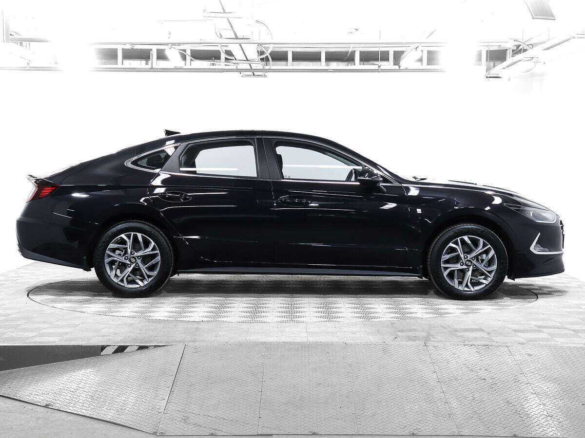 Hyundai Sonata 2023 года с пробегом. Фото: #3