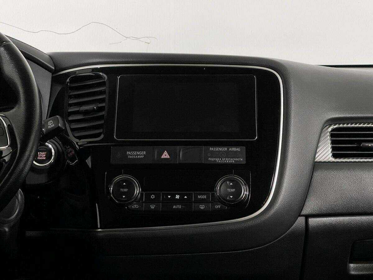 Mitsubishi Outlander 2018 года с пробегом. Фото: #11