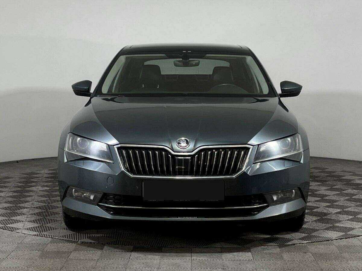 Skoda Superb 2017 года с пробегом. Фото: #1