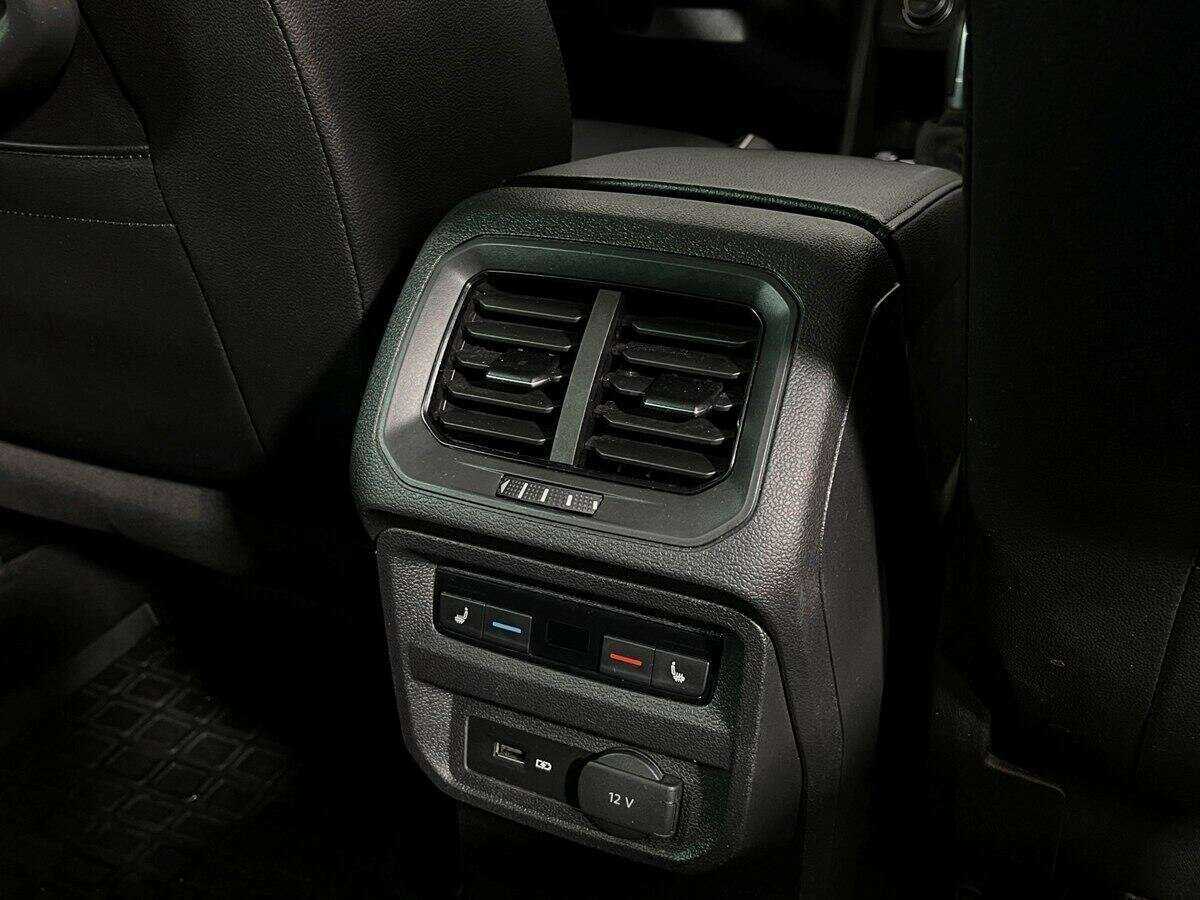 Volkswagen Tiguan 2018 года с пробегом. Фото: #13