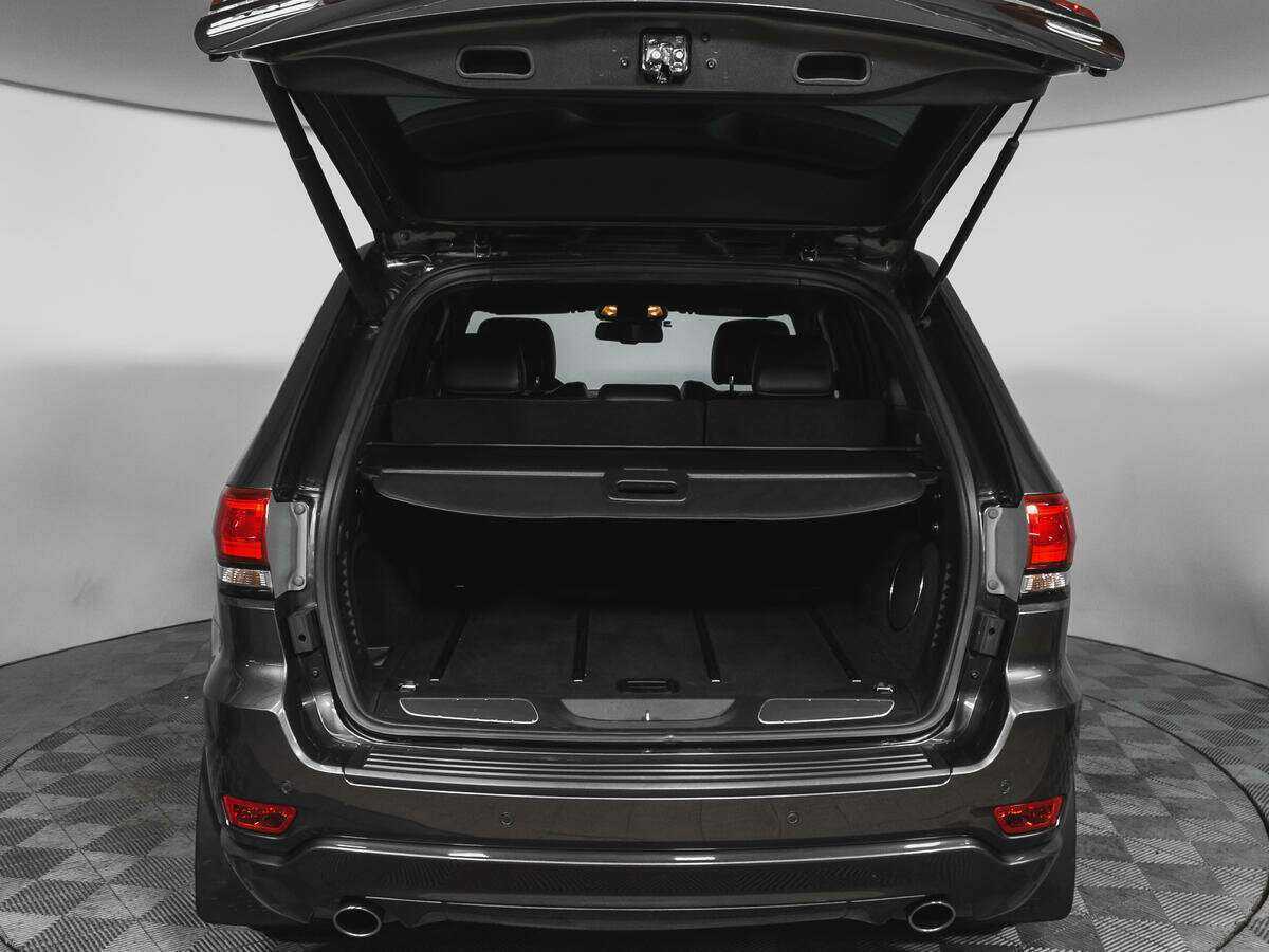 Jeep Grand Cherokee 2014 года с пробегом. Фото: #18