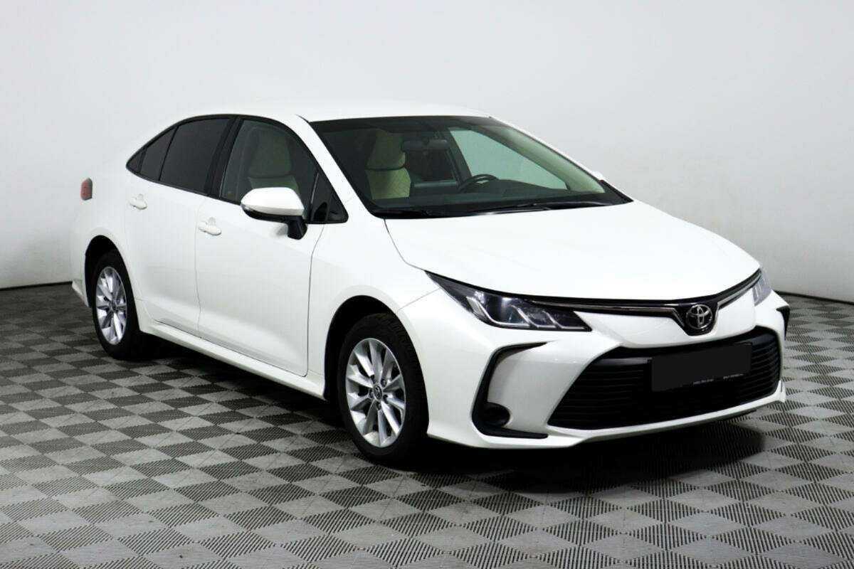 Toyota Corolla 2021 года с пробегом. Фото: #2