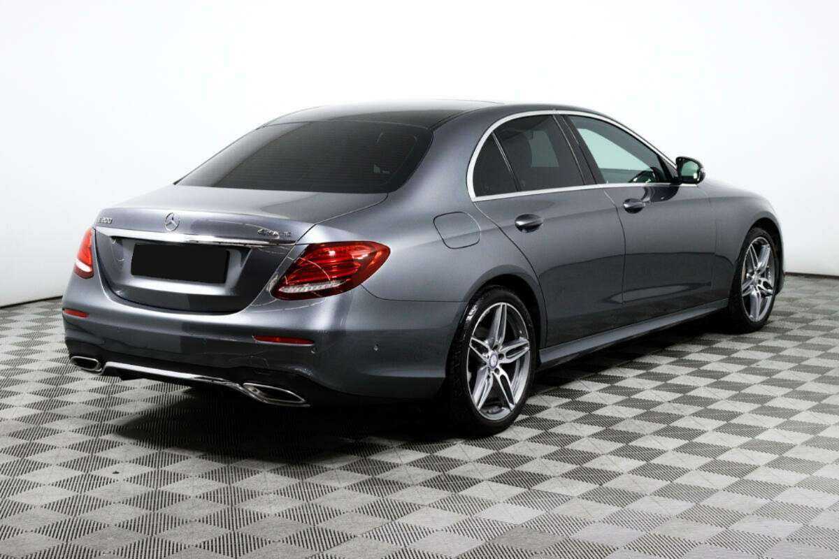 Mercedes-Benz E-Класс 2016 года с пробегом. Фото: #4