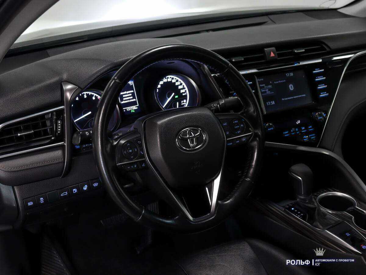 Toyota Camry 2018 года с пробегом. Фото: #15
