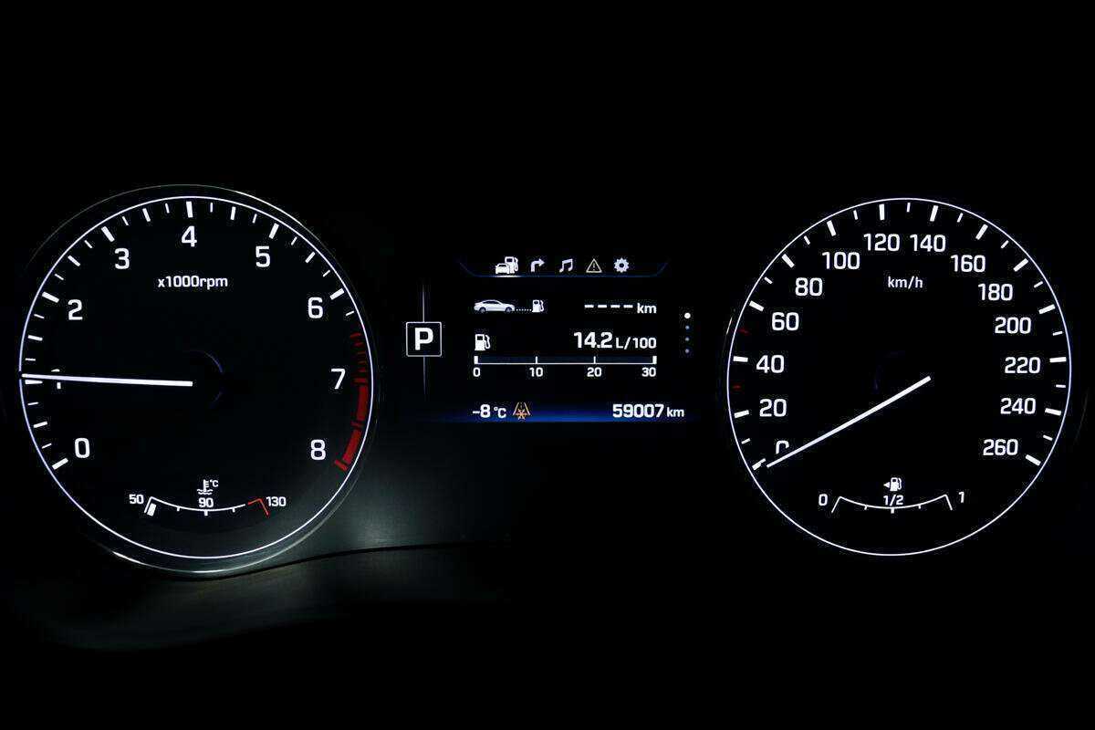 Hyundai Genesis 2016 года с пробегом. Фото: #9