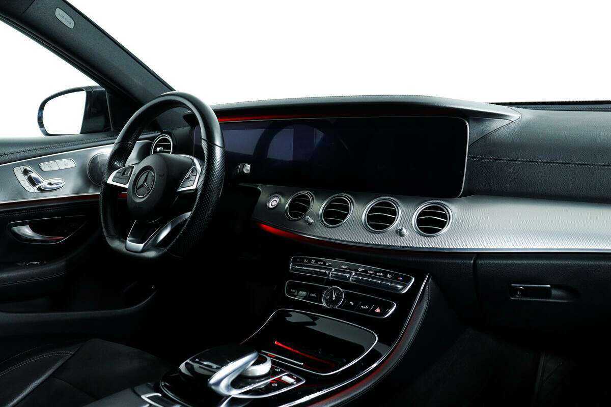 Mercedes-Benz E-Класс 2017 года с пробегом. Фото: #8