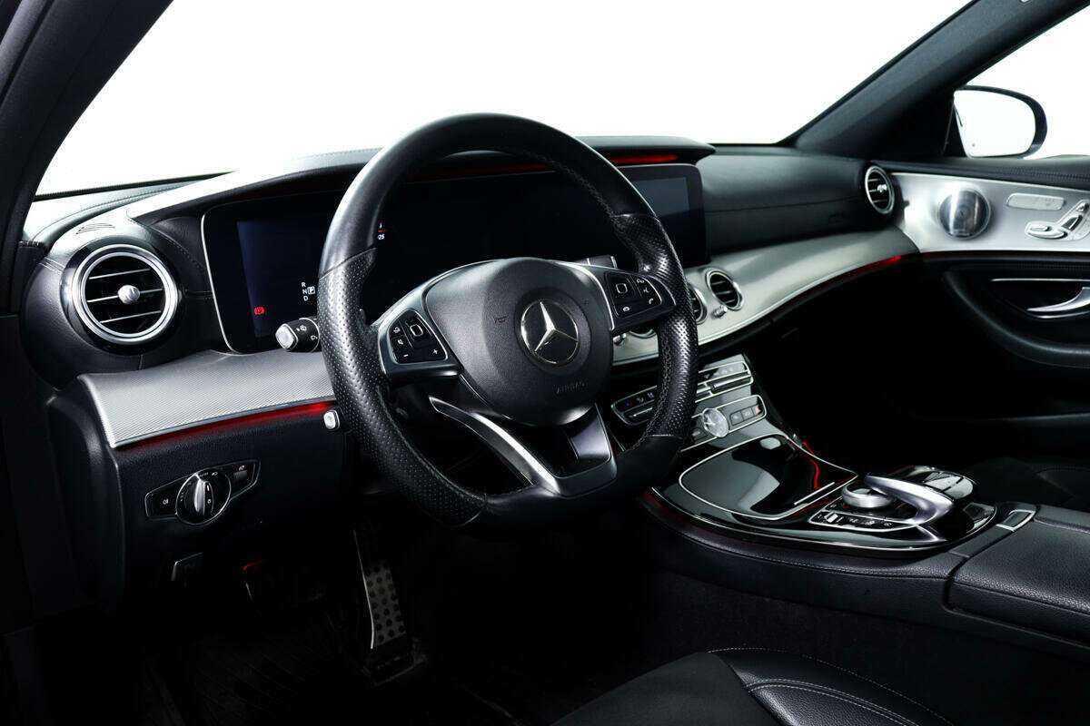 Mercedes-Benz E-Класс 2017 года с пробегом. Фото: #12