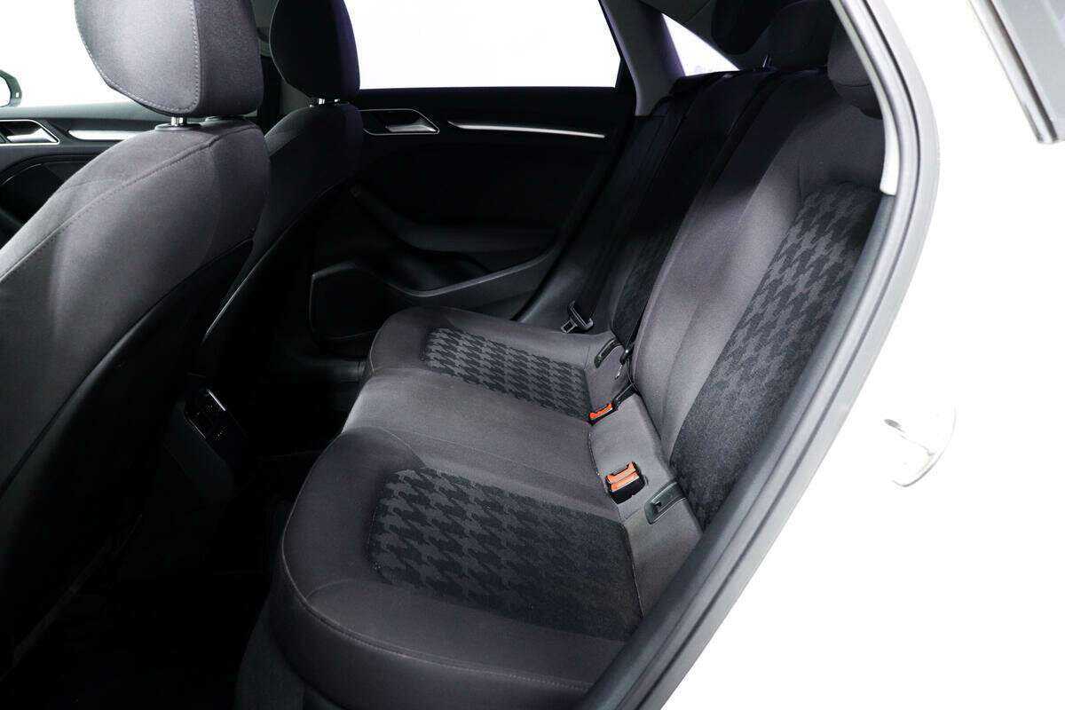 Audi A3 2015 года с пробегом. Фото: #11