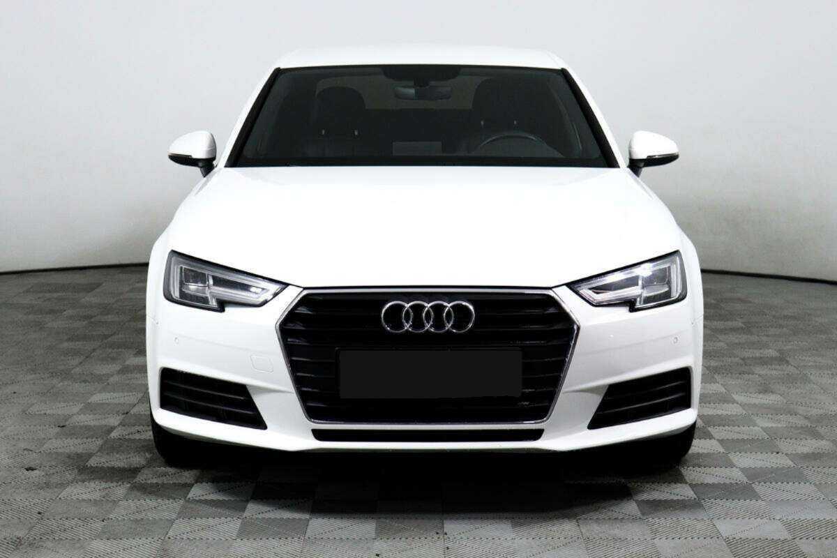 Audi A4 2019 года с пробегом. Фото: #1