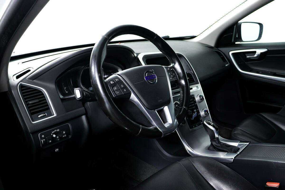 Volvo XC60 2016 года с пробегом. Фото: #12