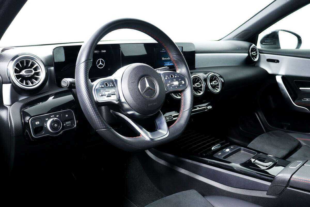 Mercedes-Benz A-Класс 2020 года с пробегом. Фото: #11