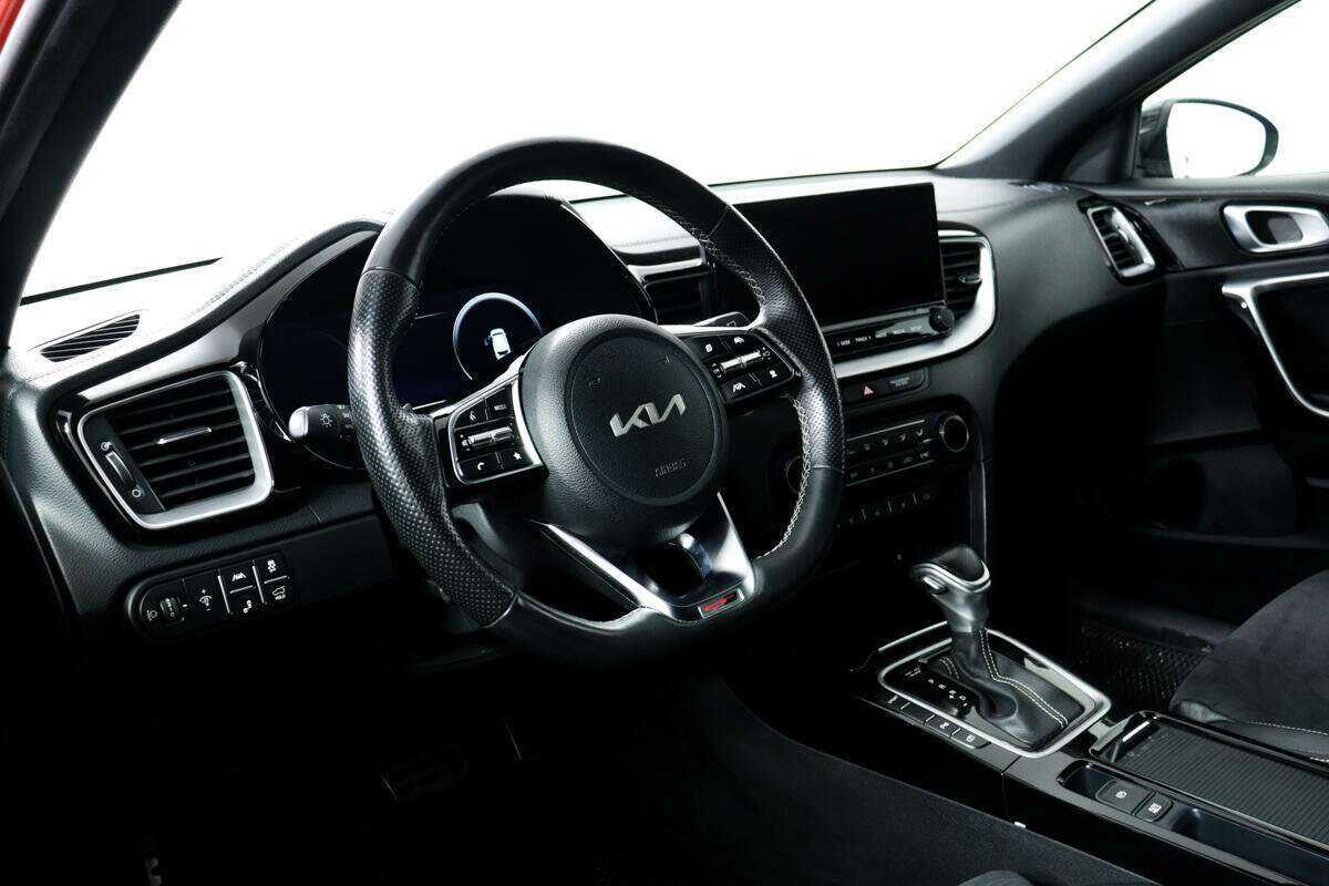 Kia Ceed 2021 года с пробегом. Фото: #11