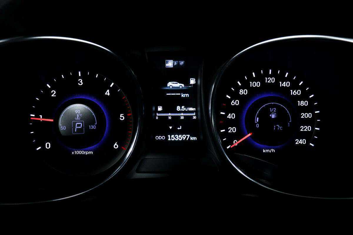 Б/У Хендай Санта Фе 2013 года. Фото: #9