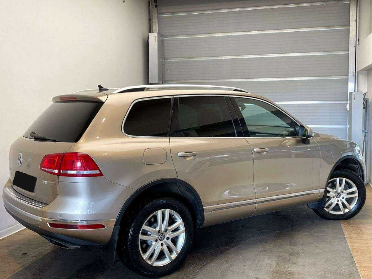 Volkswagen Touareg 2015 года с пробегом. Фото: #3