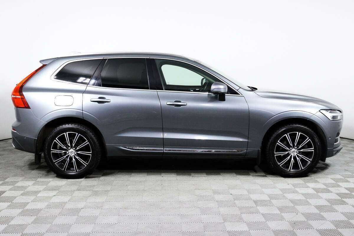 Volvo XC60 2018 года с пробегом. Фото: #3