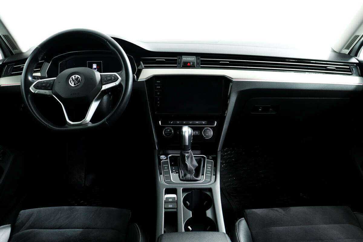 Volkswagen Passat 2020 года с пробегом. Фото: #10