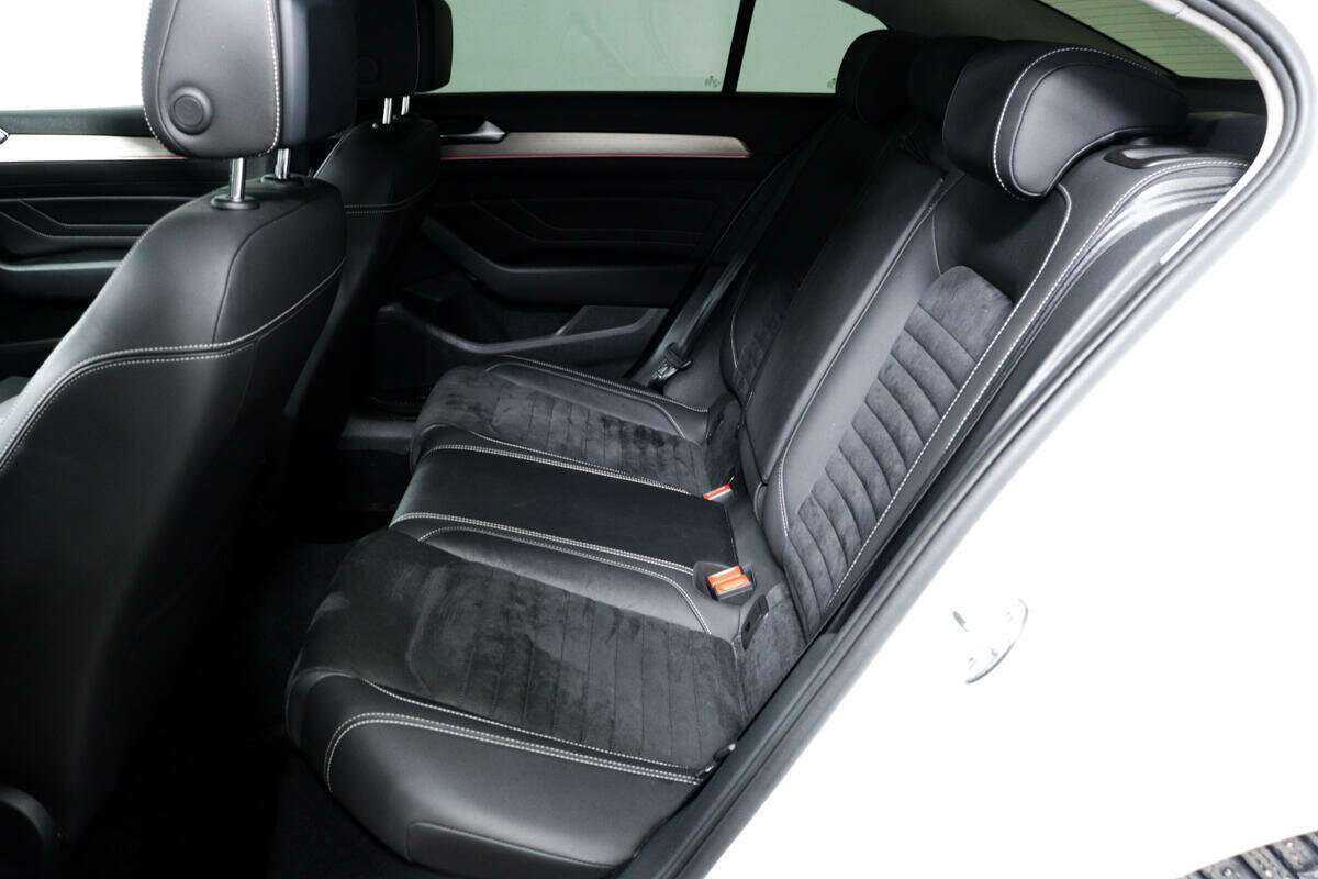 Volkswagen Passat 2020 года с пробегом. Фото: #11