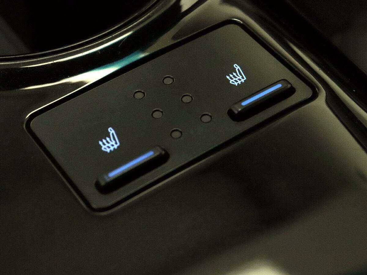 Toyota Camry 2019 года с пробегом. Фото: #15