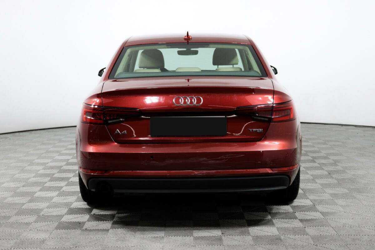 Audi A4 2018 года с пробегом. Фото: #5